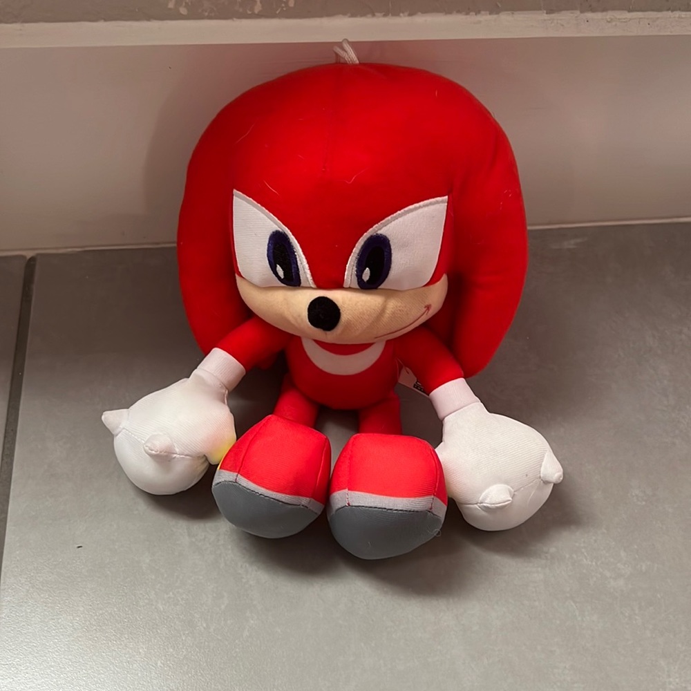Sega toy factory Sonic the hedgehog knuckles plush